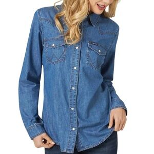 Wrangler Regular Fit Western Denim Long Sleeve Button Down Shirt